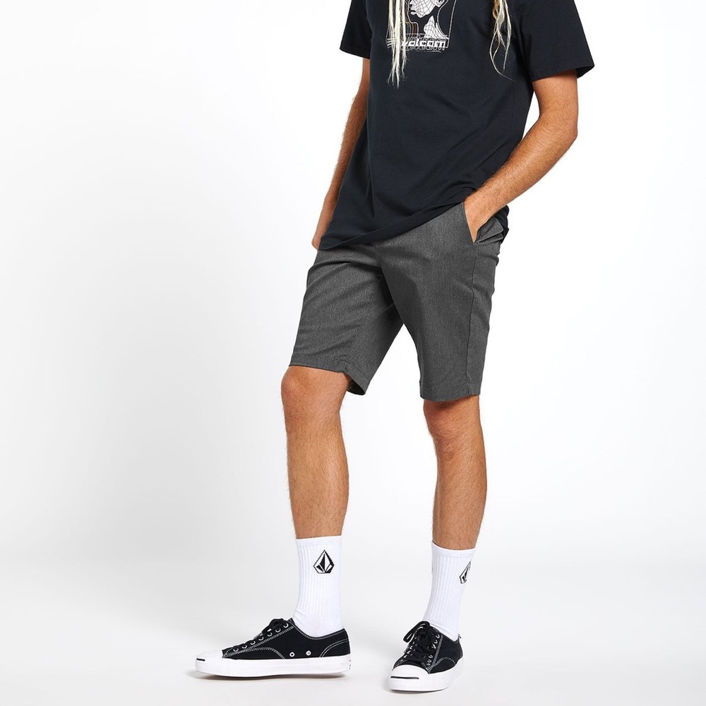 Volcom Men’s shorts Charcoal size 30 waist